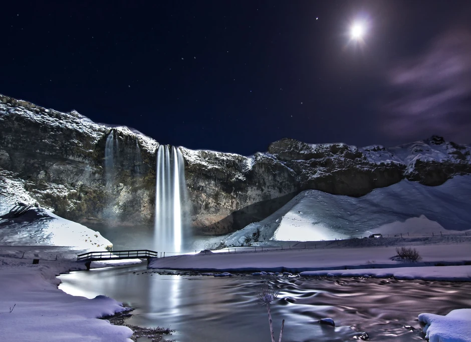 Vodopad podjednako lep i noću