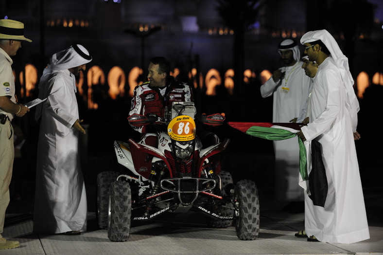 Abu Dhabi Desert Challenge 2010: Rafał Sonik 10. w prologu