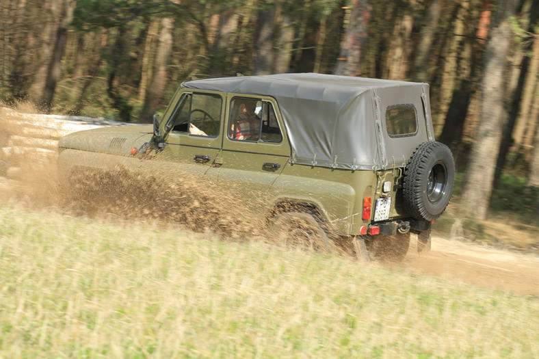 Klasyk, który zmienił historię - UAZ 469B