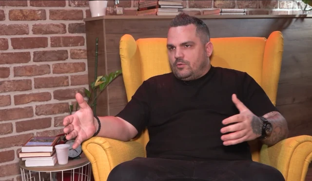 Posle rijalitija je ZBOG PROBLEMA SA NOGOM prestao da MEŠA MALTER NA GROBLJU: Evo gde je danas Bane Čolak!