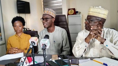 Director, FCT Public Health Department, Dr. Sadiq Abdulrahma (middle) and Executive Secretary, FCT Primary Health Care Board, Dr. Yahaya Vatsa, during a press conference to announce the outbreak of diphtheria disease in parts of FCT on Monday. [NAN]