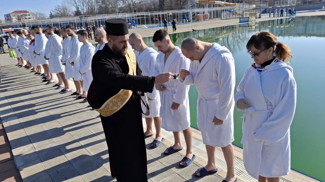 Bogojavljenje, Niš: Nela Petrović