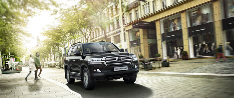 Toyota Land Cruiser V8 FL