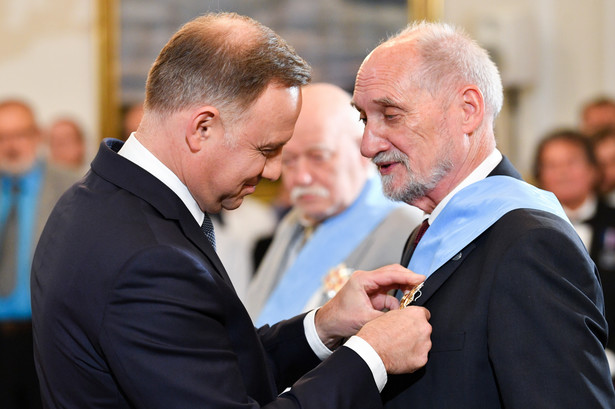 Andrzej Duda, Antoni Macierewicz