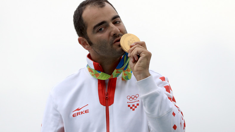 W strzeleckiej konkurencji trap Chorwat Josip Glasnović zdobył złoty medal wśród mężczyzn.