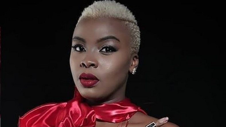 Diamondâs sister forced to come clean on bleaching