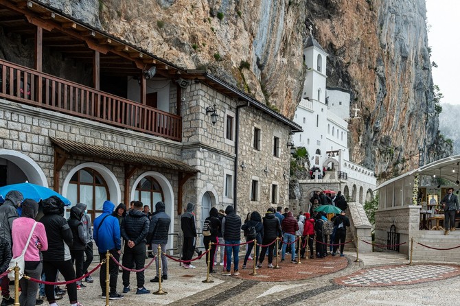 Manastir Ostrog