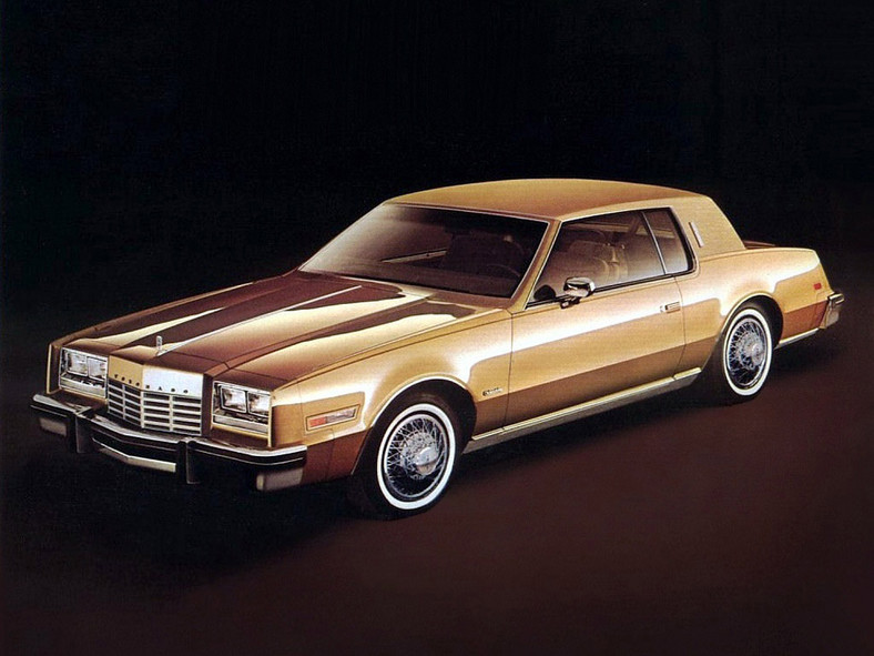 Oldsmobile Toronado: cała naprzód!