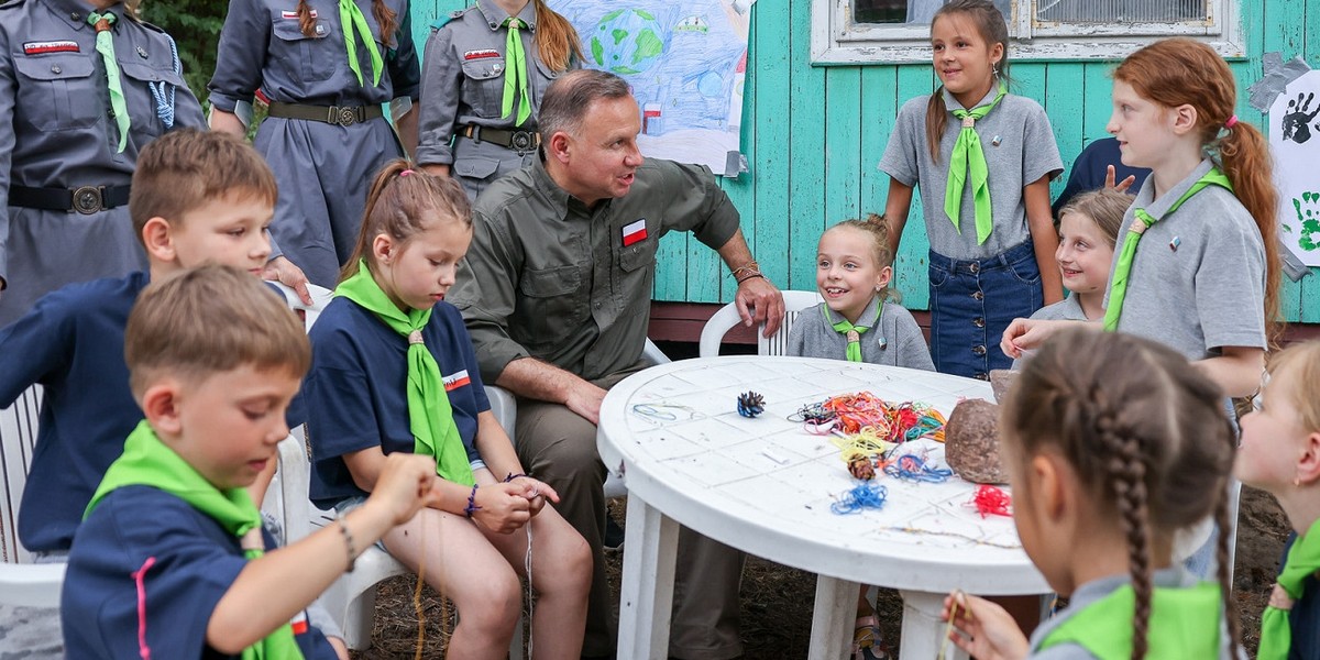 Andrzej Duda rozmawiał z harcerzami.