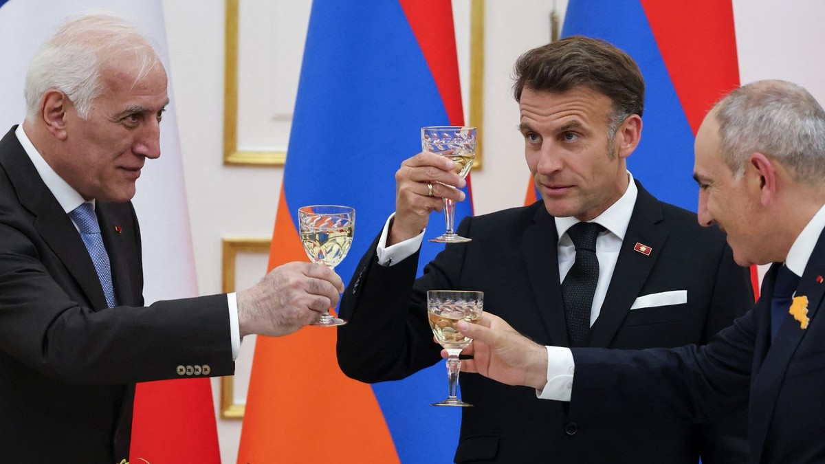 Makron u Jermeniji 