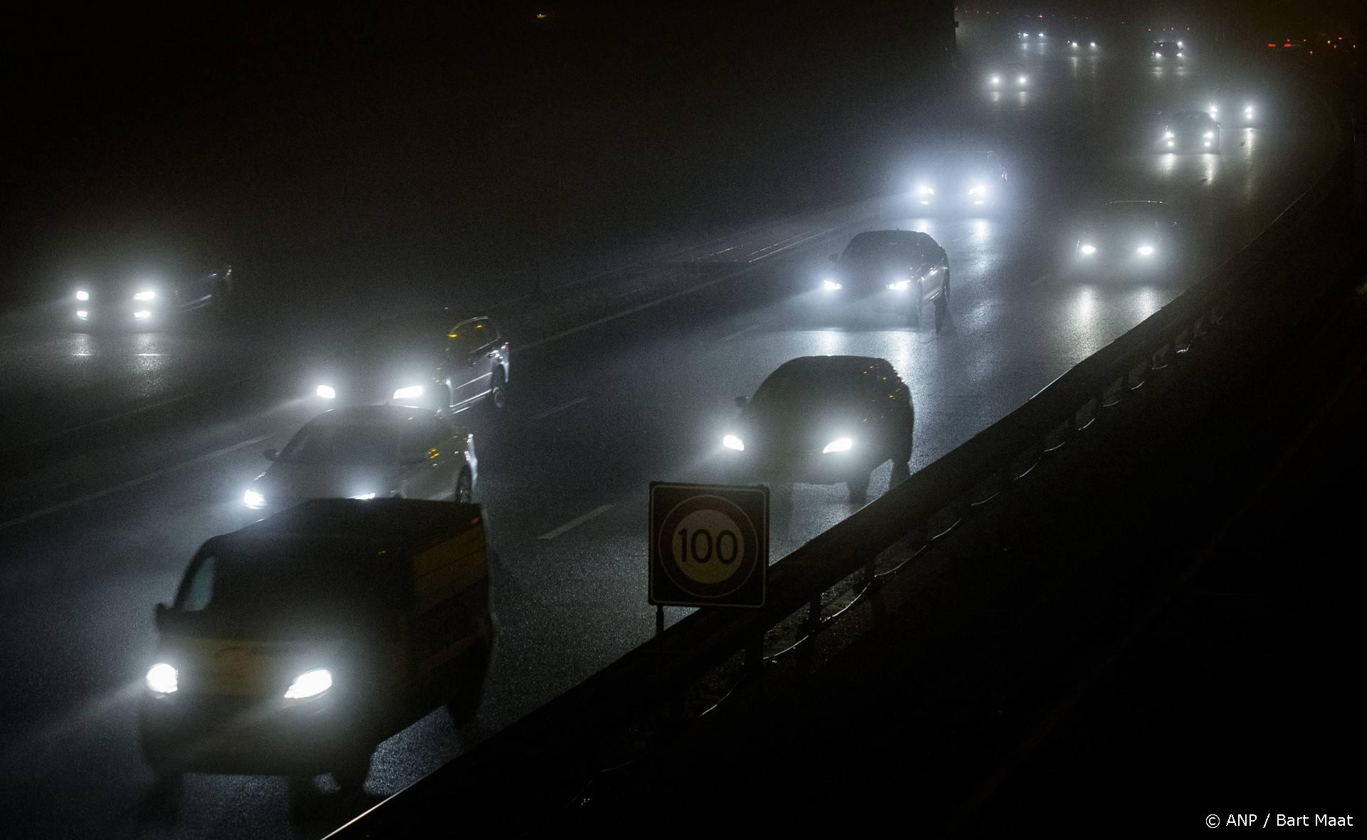 Code geel vannacht: Zicht tot 200 meter door dichte mist in vier provincies