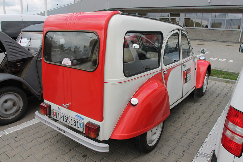 21. Światowy Zlot Miłośników Citroëna 2CV - Toruń 2015