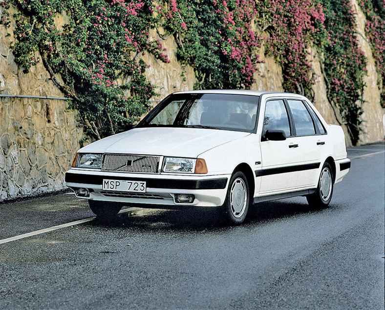 Volvo 460