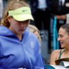 Ukrajinka Marta Kostjuk (desno) pobedila je rusku teniserku Miru Andreevu (levo) prošlog meseca u finalu Madrid opena | Foto: Getty Images
