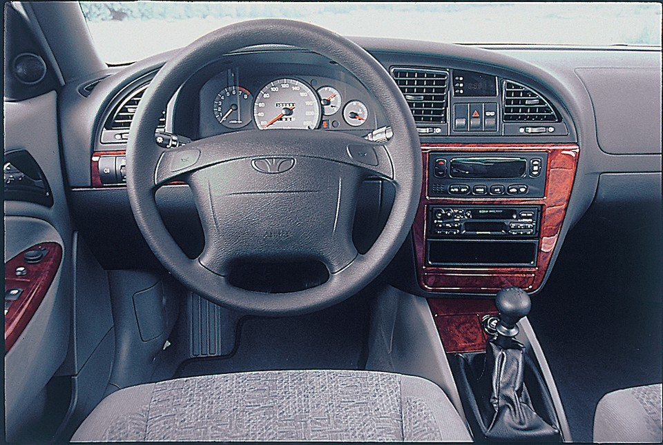 Daewoo Nubira żwawa, pakowna i tania z archiwum Auto Świata