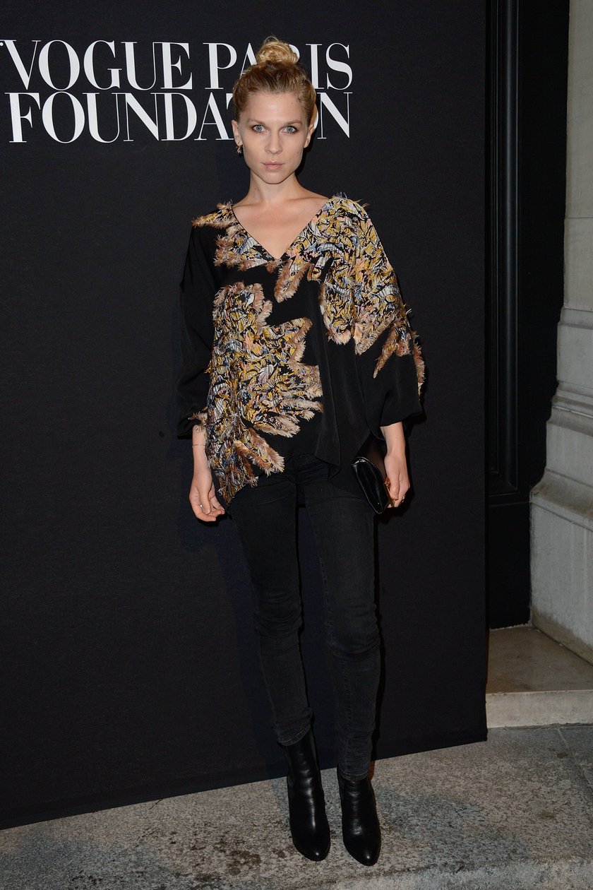 Clemence Poesy na gali Vogue Foundation