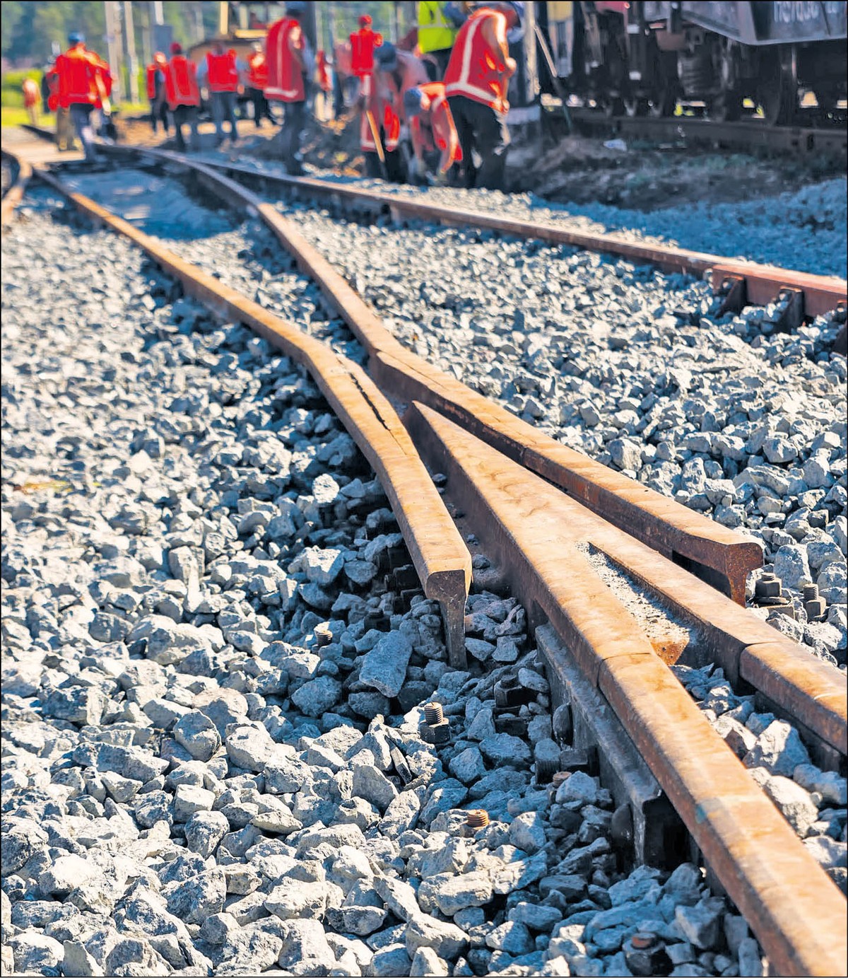 Izba Gospodarcza Transportu Lądowego i Railway Business Forum apelują do rządu, żeby dla kolei wprowadzić takie mechanizmy finansowania, jakie mają drogi. Coś na wzór Krajowego Funduszu Drogowego, który jest zarządzany przez Bank Gospodarstwa Krajowego i może zaciągać dług
