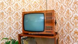 QUIZ o telewizji w PRL. Dziennikarki, prezenterki i pogodynki. Dopasuj je do programów