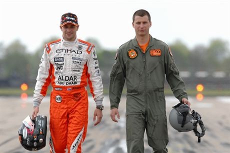 Christian Albers (NLD) Etihad Aldar Spyker Formula One Team and Captain Ralph Aarts Royal Netherlands Air Force. Spyker F8-VII vs F-16 Jet Fighter, Royal Netherlands Air Force Volkel, The Netherlands, Friday 20 April 2007.