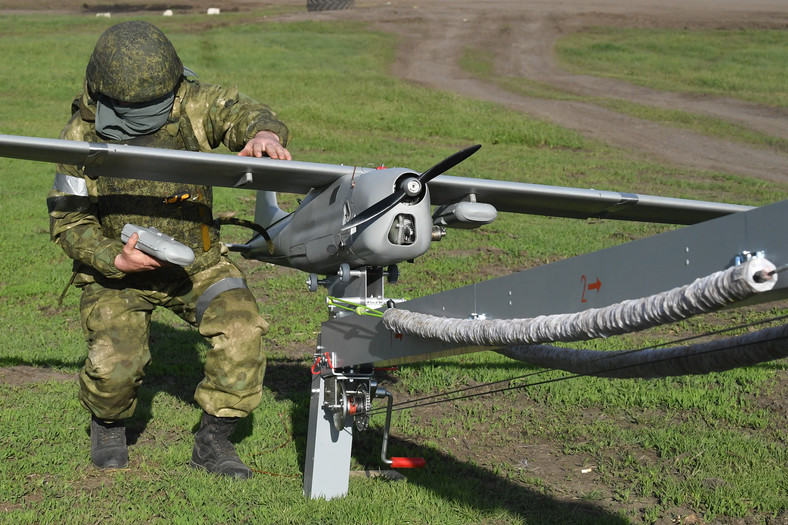 Rosyjski dron Orlan-10.