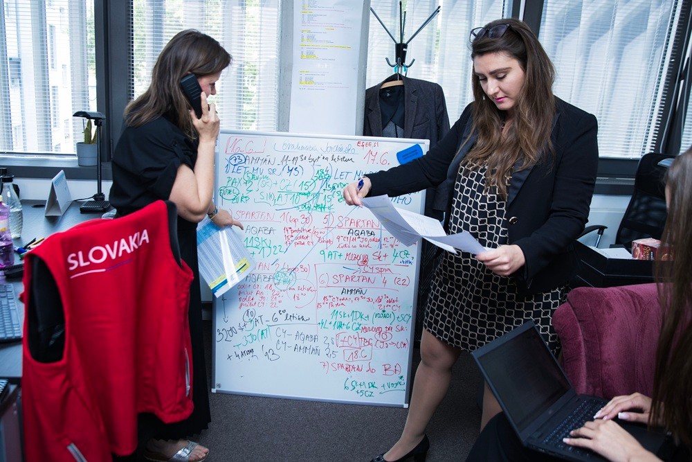 Alexandra Janečková riadi repatriáciu. 