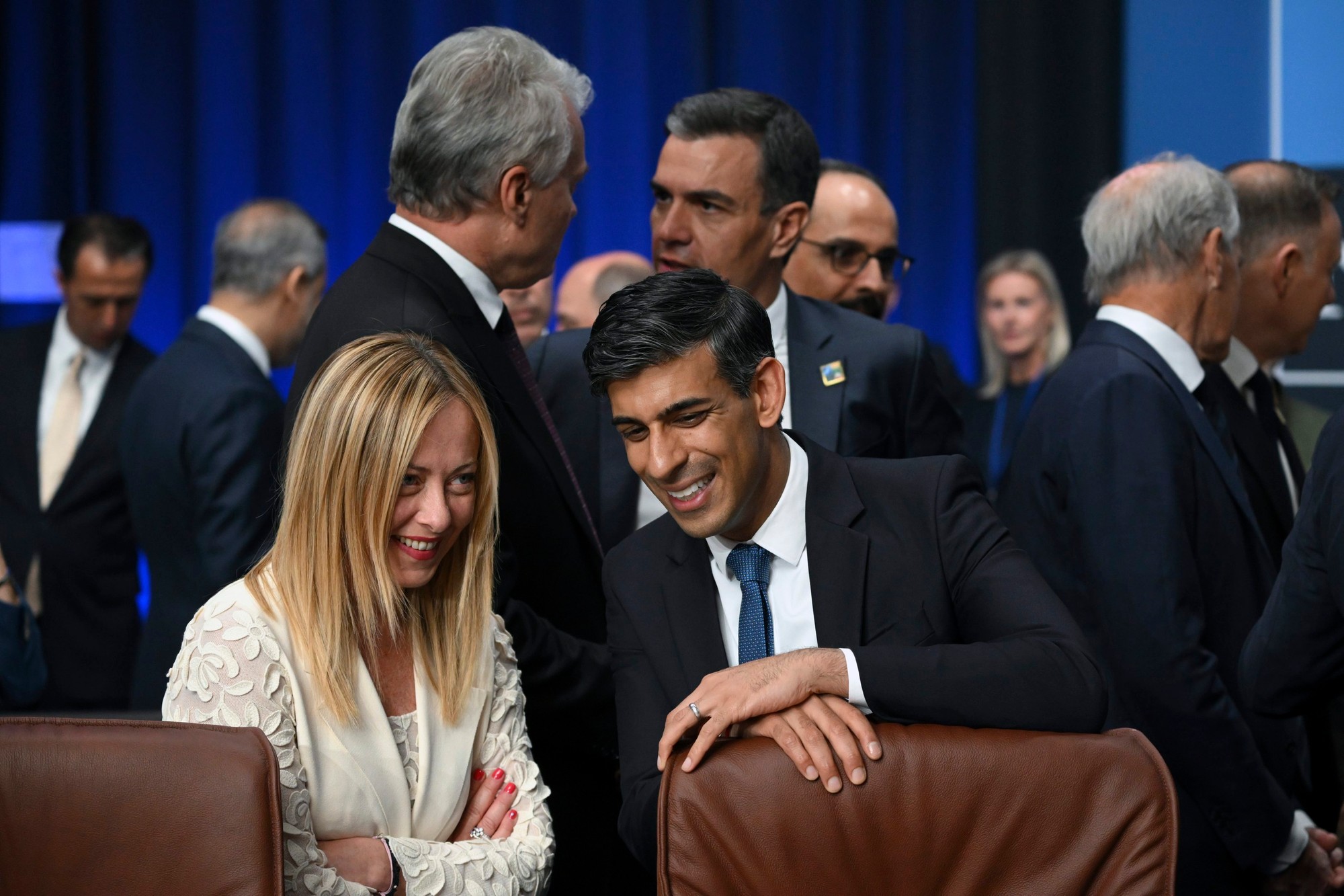 Talianska premiérka Giorgia Meloni a britský premiér Rishi Sunak.