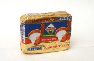 To może być trudny rok dla branży mleczarskiej: Na świecie wyroby mleczne mogą stanieć o 15-30 proc.