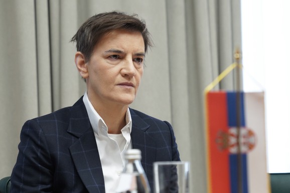 Brnabić prokomentarisala to što je studentkinja Filozofskog fakulteta u TV emisiji rekla da je "medij": "Ponosna sam što smo se od prvog dana borili protiv ovoga" (VIDEO)