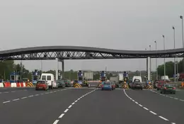 Bezpieczna jazda autostradą - przepisy, dobre obyczaje, kontrole, opłaty