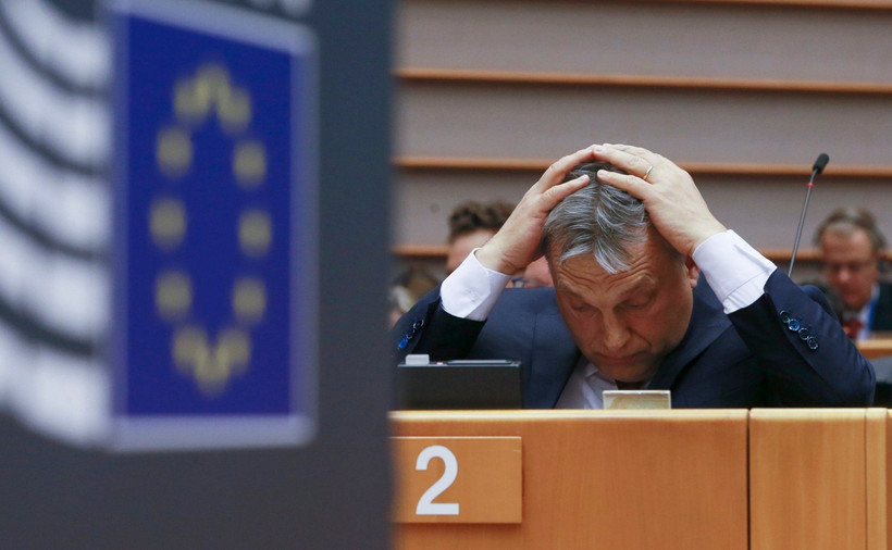 „Jesteśmy tuż po wyborach, a brukselscy ludzie Sorosa przypuścili na Węgry frontalny atak w Parlamencie Europejskim” – oświadczył rzecznik Fideszu Balazs Hidveghi