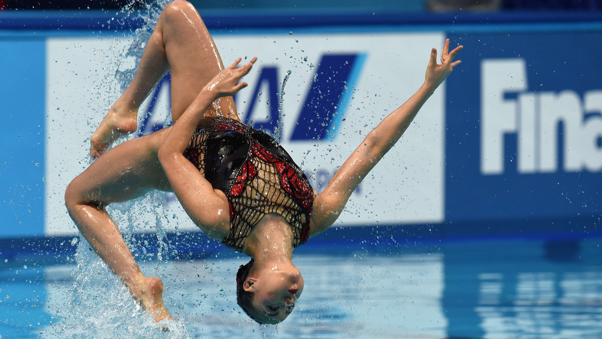 TOPSHOTS-SWIM-WORLD-SYNCHRO