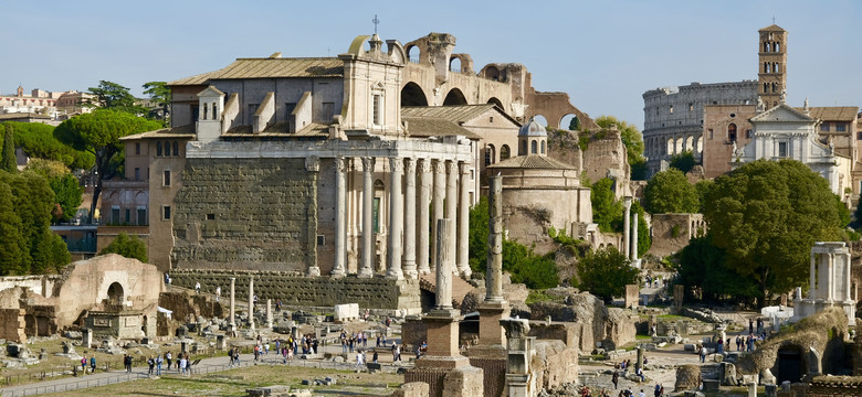 "Czeka je los starożytnego Rzymu". Wielkie miasta upadają na naszych oczach [OPINIA]