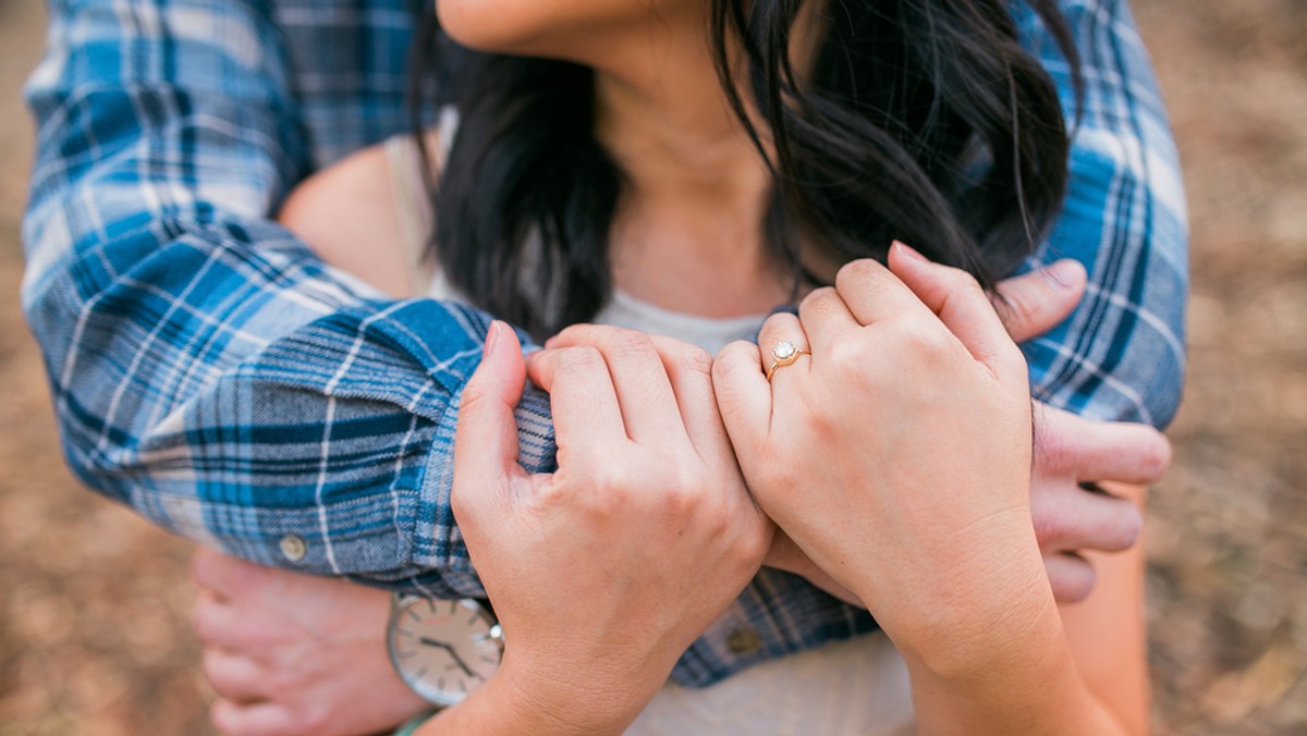 Biskupi przyjęli "Wytyczne pastoralne do adhortacji Amoris Laetitia". Zwracają uwagę na potrzebę służby narzeczonym, małżonkom i rodzinom oraz osobom żyjącym w związkach nieregularnych - czyli także rozwodnikom. Dokument nie podejmuje jednak kwestii komunii świętej dla osób żyjących w związkach niesakramentalnych.