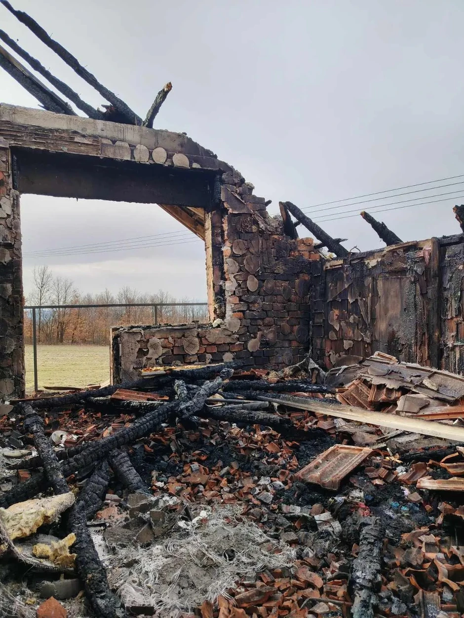 U požaru uništeno oko 80 odsto kuće