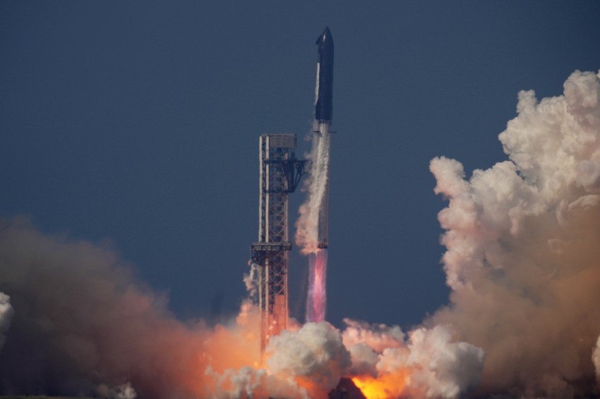 SpejsEks lansirao novu, unapređenu verziju rakete Straship