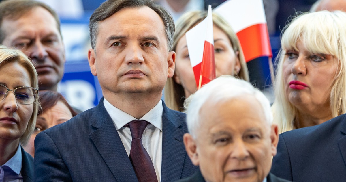 To starcie wisiało w powietrzu, ba, Ziobro się go spodziewał. Więc zmienił prawo