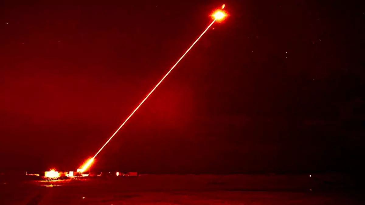 Wielka Brytania może być pierwszym krajem, który wprowadzi do służby laserową broń