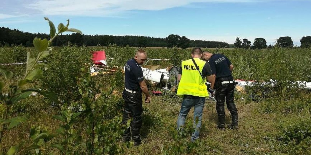 Groźny wypadek szybowca koło Słupska. Dwie osoby ranne