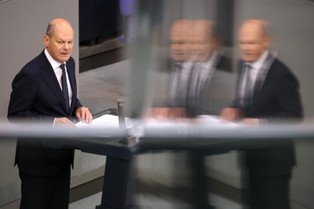 Olaf Scholz: Ukraina ma prawo używać zachodniej broni do obrony przed Rosją
