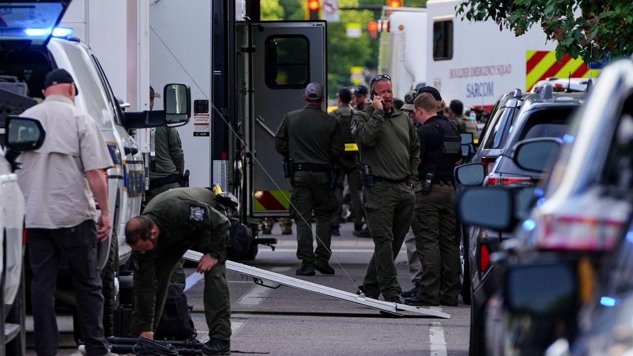 "Akt terroryzmu" w USA. Napastnik "podpalał ludzi" w centrum handlowym