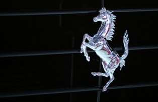 Astronomiczna cena Ferrari na aukcji. Kupiec nieznany