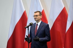 Nieszablonowe zagranie premiera Morawieckiego w sprawie Lewandowskiego i Piątka