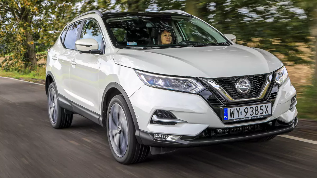 Qashqai z dieslem 1.5 dCi, skrzynią DCT i pakietem Tekna to oferta dla tych, którzy nad dynamikę przedkładają niskie spalanie, wygodę i ładny wygląd.