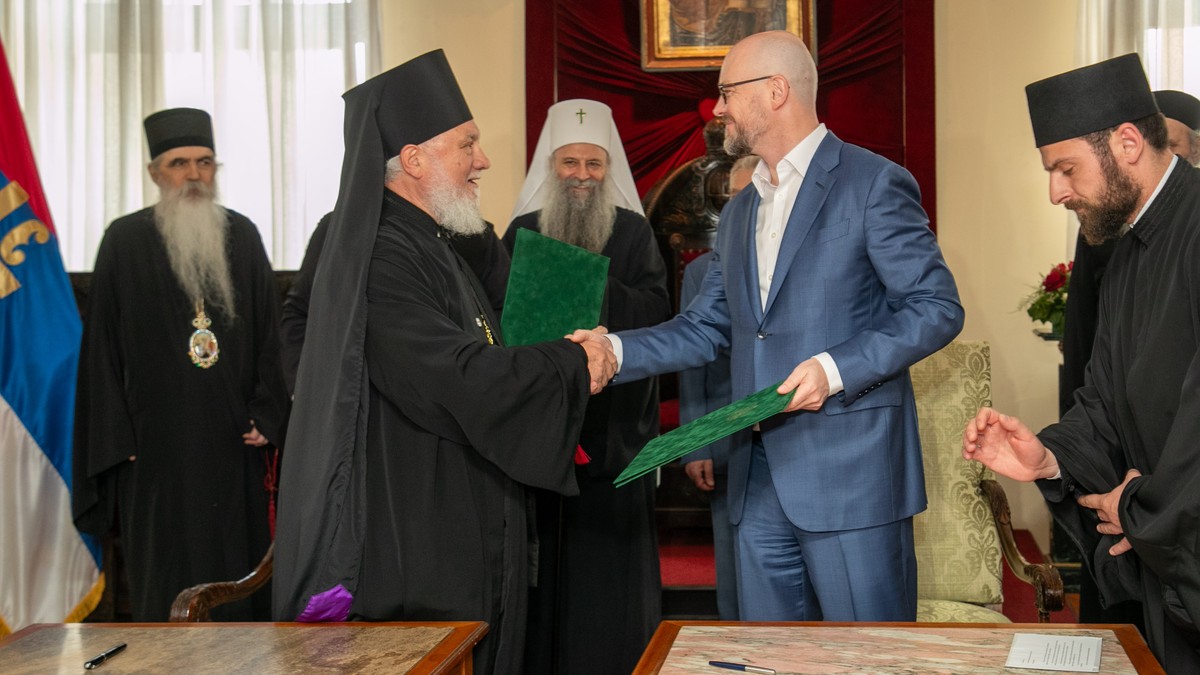 NIS daruje zemljište manastiru Vojlovica