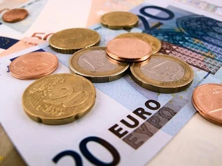 Sycylijscy biznesmeni oferują kartę zakupową wartości 3 tys. euro rocznie