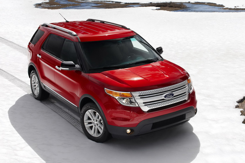 Ford Explorer pod nowym przykryciem