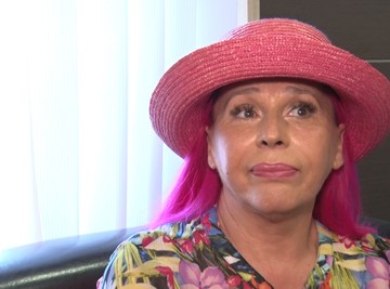 "Njenim godinama ne priliči podsmevanje!" Koleginica bez ustručavanja o Zorici Brunclik i trenutku kada joj je OKRENULA LEĐA