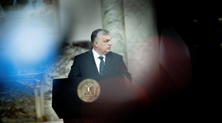 Orbán Viktor Kairóban és számtalanszor hangoztatta, hogy mielőbbi tűzszünetre lenne szüksége a két háborús fél között, ám ez egy ukrán képviselő szerint tragédiához vezetne / Fotó: MTI/Miniszterelnöki Sajtóiroda/Fischer Zoltán