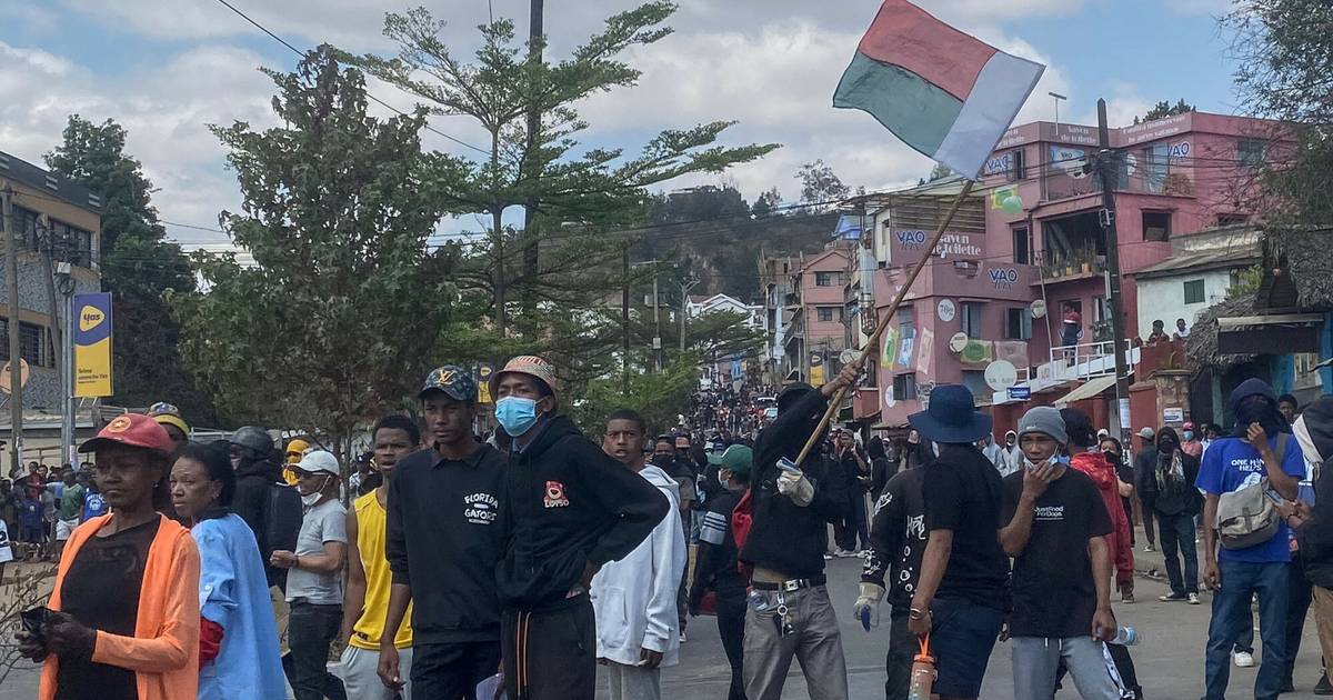 Pokolenie Z obaliło kolejny rząd. Tym razem na Madagaskarze
