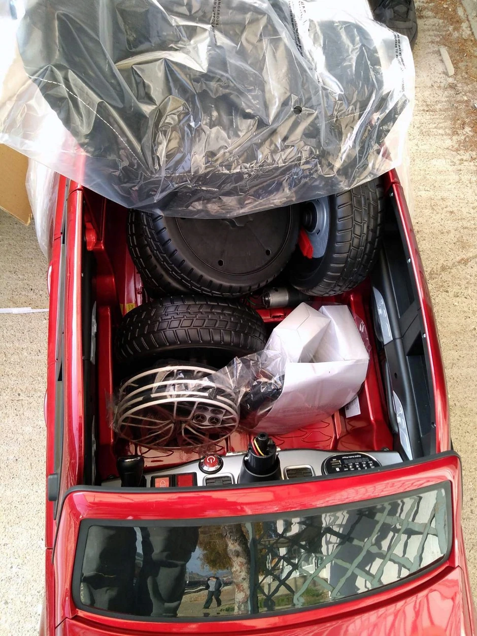 Vrednost zaplenjenih dečjih automobila i motorcikala na baterije premašuje 25.000 dolara